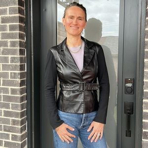 Teenflo leather 🔥and viscose 🔥belted blazer